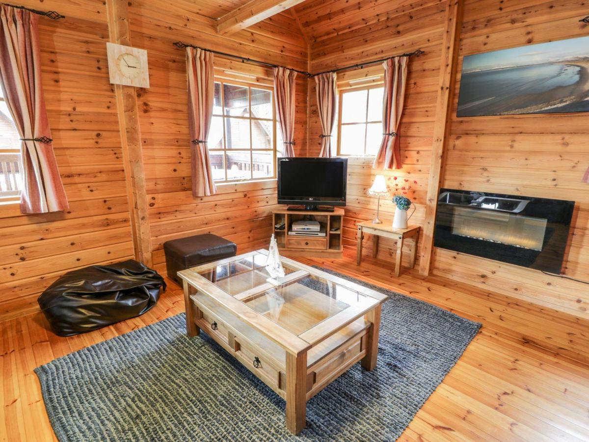 Sun View Lodge 란베드르 외부 사진