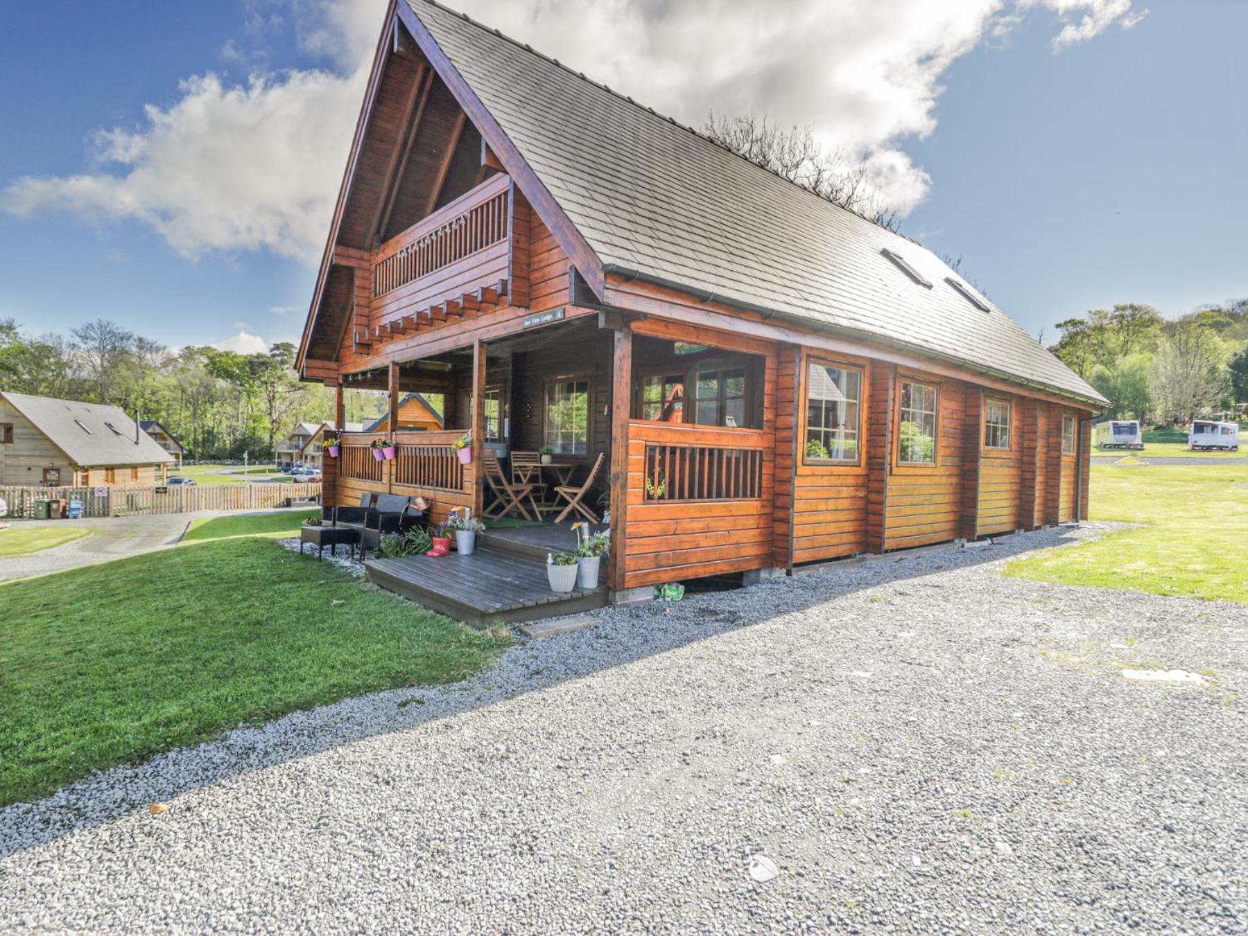 Sun View Lodge 란베드르 외부 사진