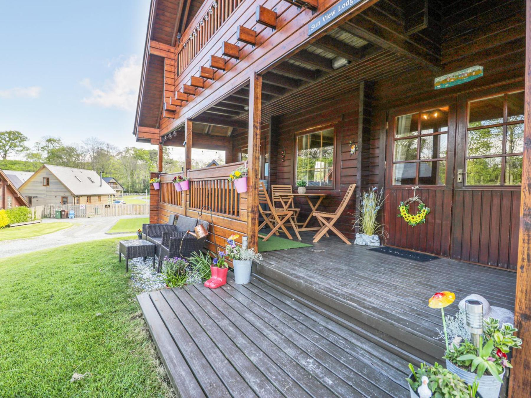 Sun View Lodge 란베드르 외부 사진