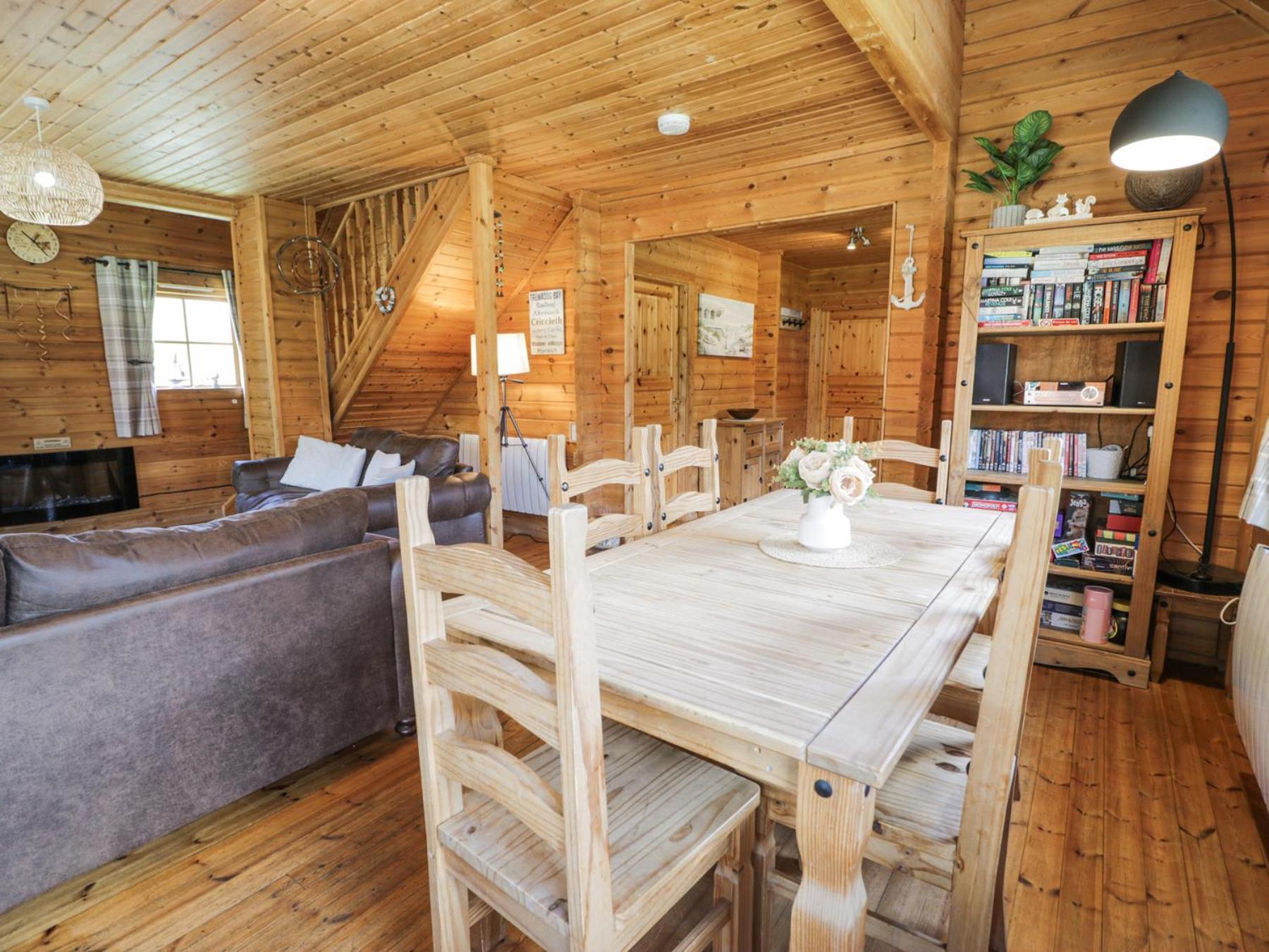 Sun View Lodge 란베드르 외부 사진
